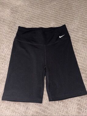 Nike Dri-Fit Black High-Rise Bike Shorts